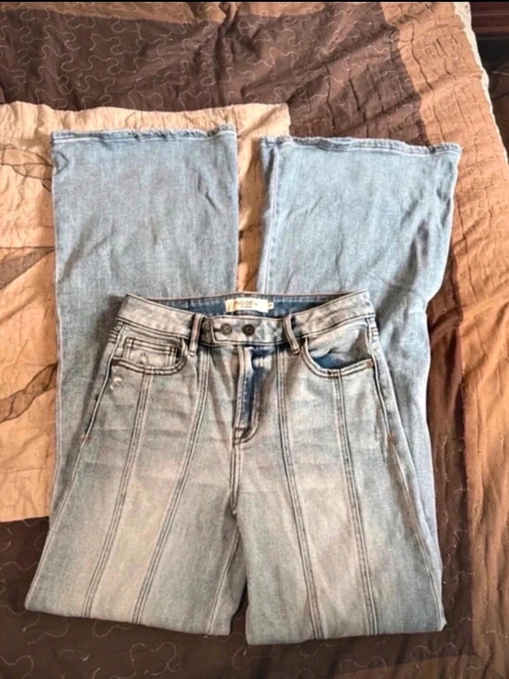 Hidden Straight Leg Jeans in Blue Waist 27